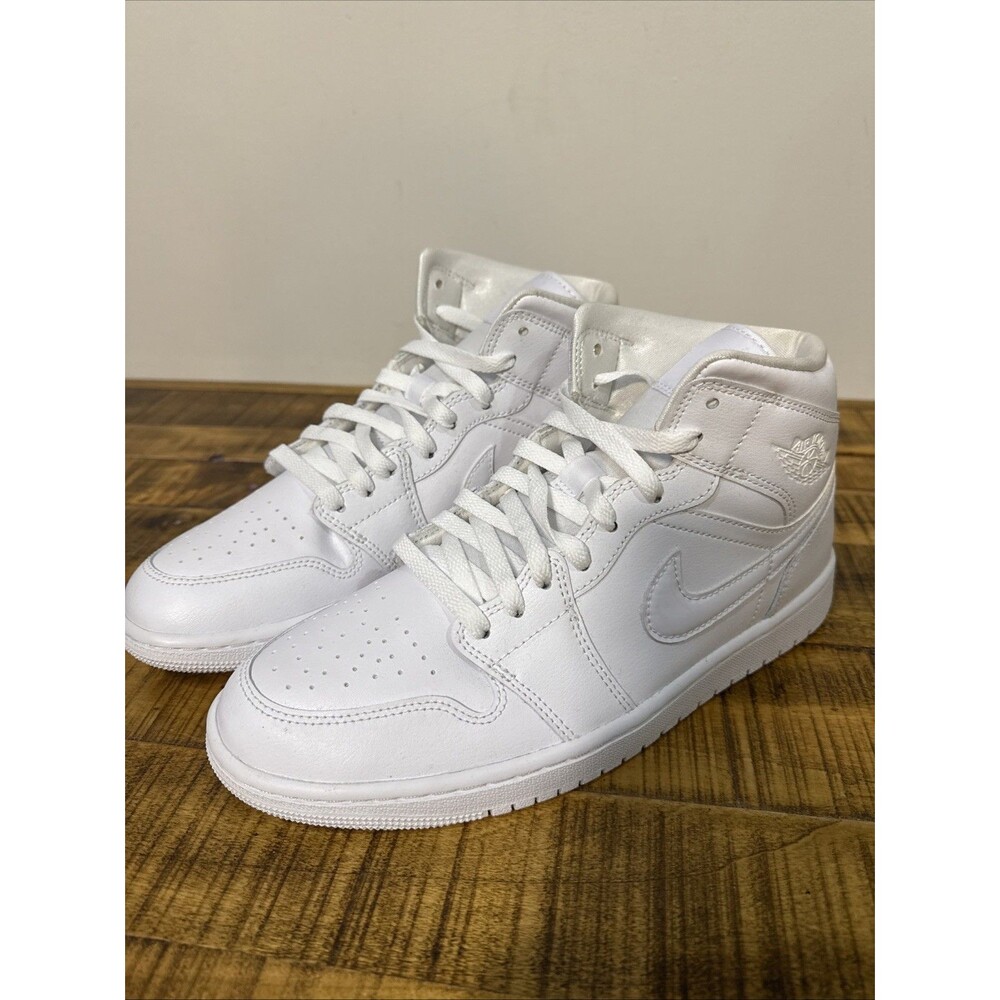 Women's Size 10 - Air Jordan 1 Mid 'Triple White' Shoes DV0991-111 - Picture 3 of 8